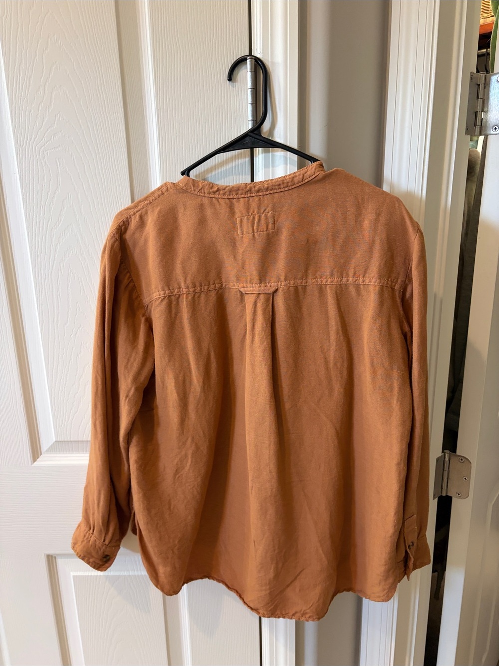 Pilcro Rust Ruffle-Trim Button-Front Shirt - Picture 3 of 3
